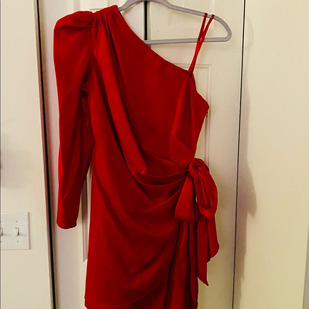 One shoulder dress